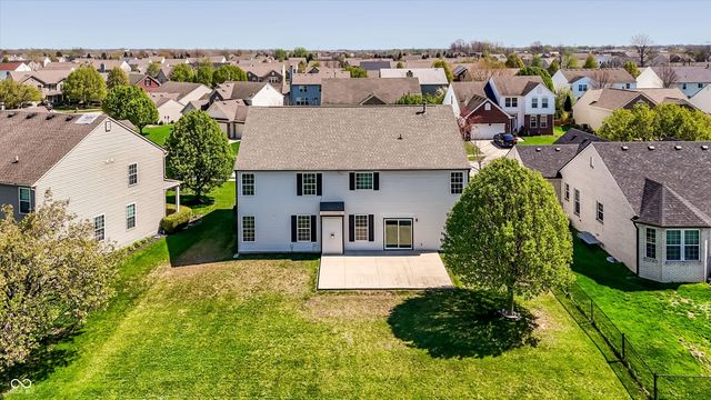 1509 Old Thicket Court, Greenwood, IN 46143