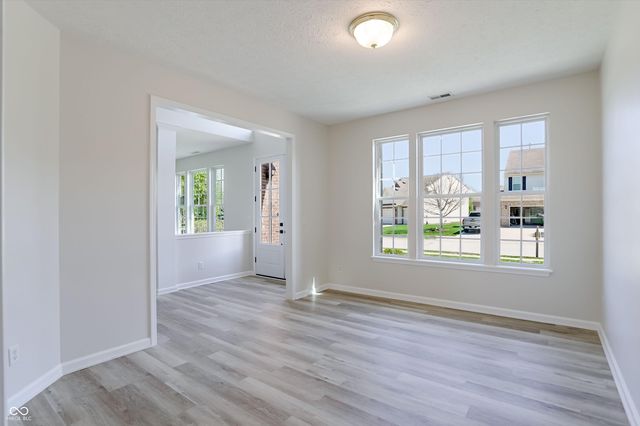 1509 Old Thicket Court, Greenwood, IN 46143