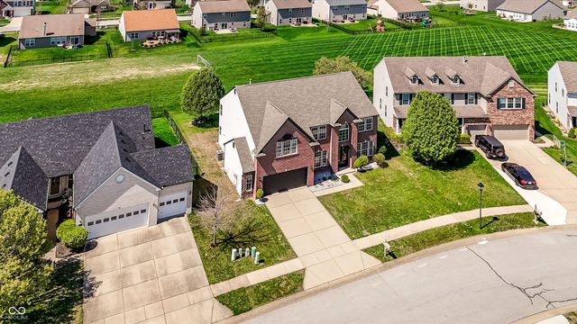 1509 Old Thicket Court, Greenwood, IN 46143