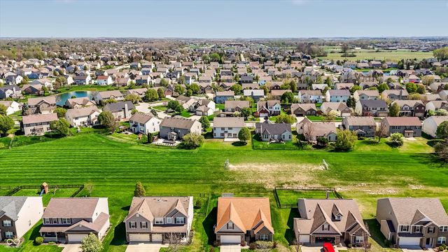 1509 Old Thicket Court, Greenwood, IN 46143