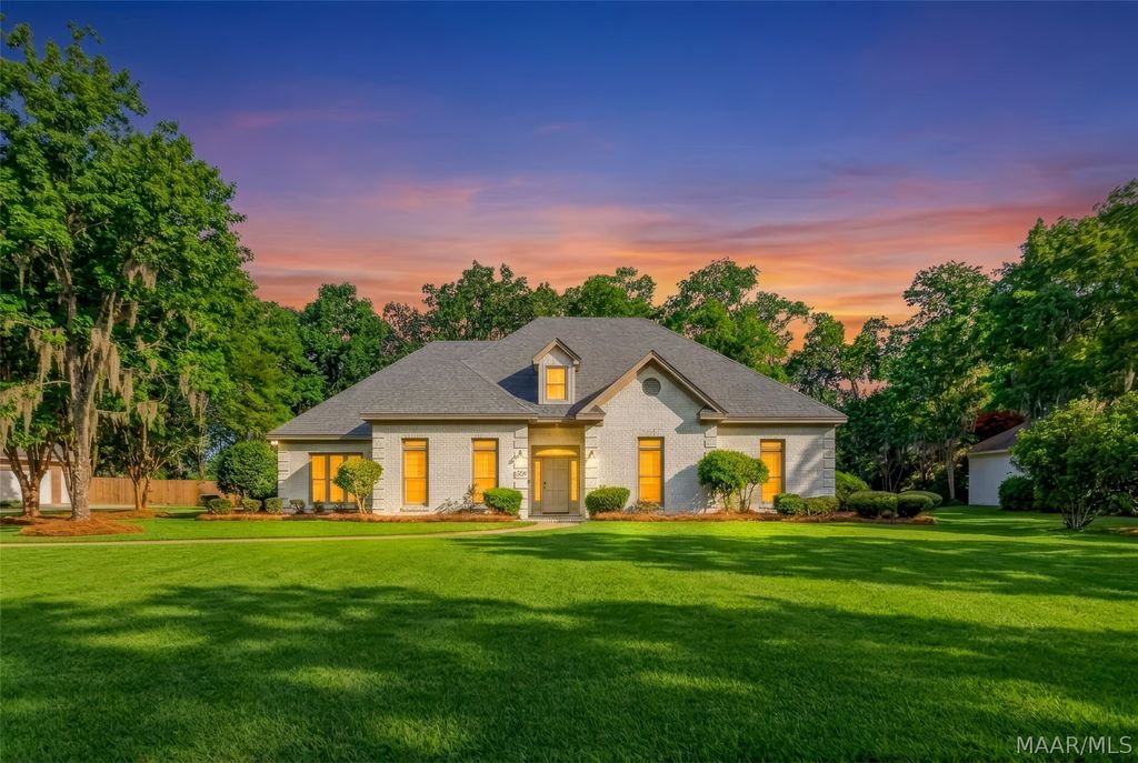 8254 Mossy Oak Drive, Montgomery, AL 36117