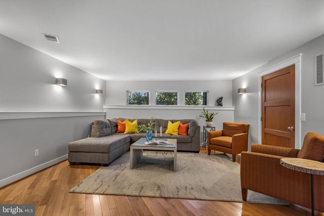 3421 FIDDLERS GRN, Falls Church, VA 22044