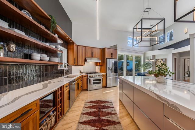 3421 FIDDLERS GRN, Falls Church, VA 22044