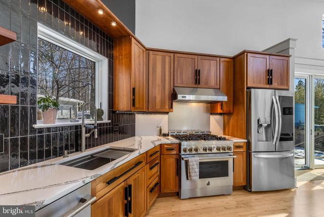 3421 FIDDLERS GRN, Falls Church, VA 22044