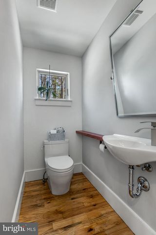 3421 FIDDLERS GRN, Falls Church, VA 22044