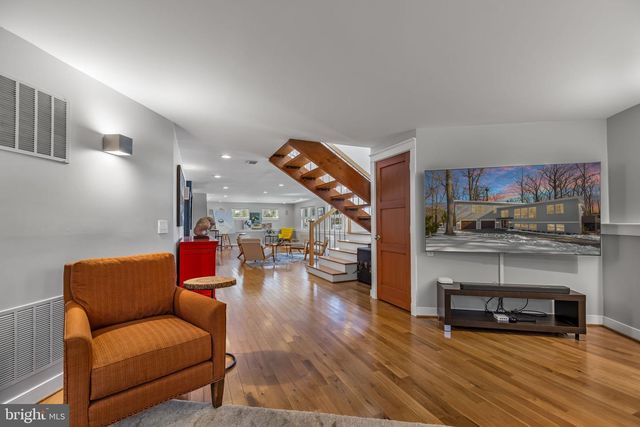 3421 FIDDLERS GRN, Falls Church, VA 22044