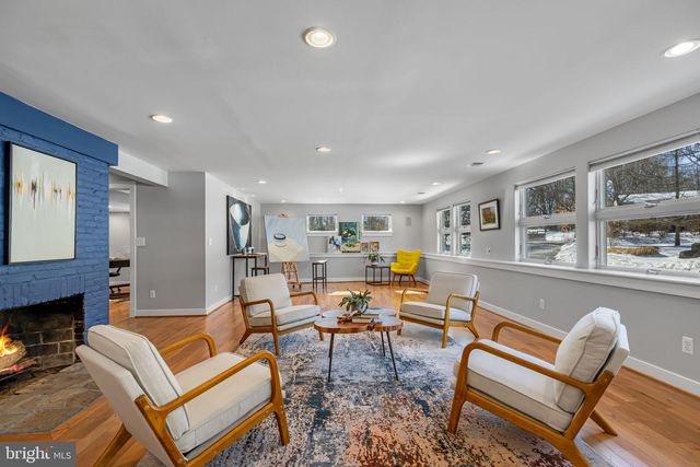 3421 FIDDLERS GRN, Falls Church, VA 22044