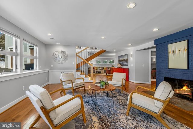 3421 FIDDLERS GRN, Falls Church, VA 22044