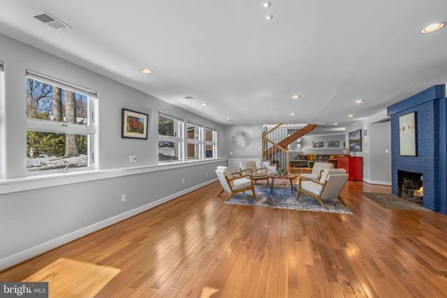 3421 FIDDLERS GRN, Falls Church, VA 22044