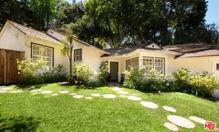8418 Lookout Mountain Avenue, Los Angeles, CA 90046