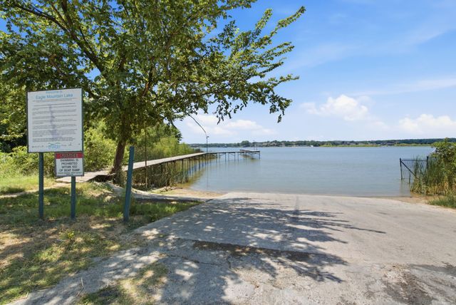 1932 Gale Drive, Pelican Bay, TX 76020