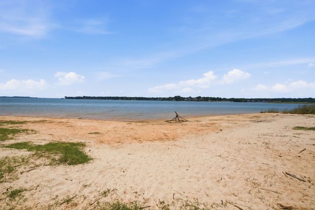 1932 Gale Drive, Pelican Bay, TX 76020