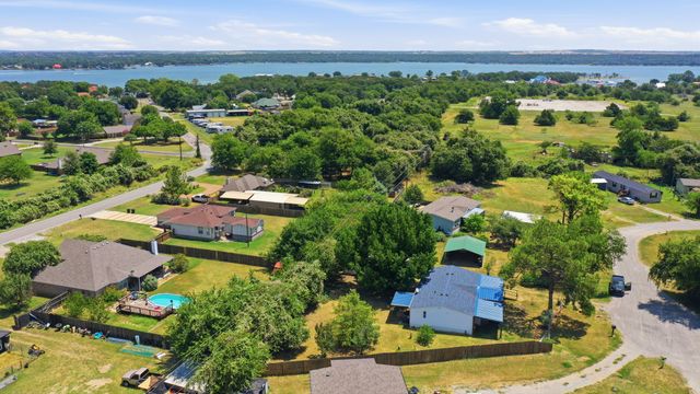 1932 Gale Drive, Pelican Bay, TX 76020
