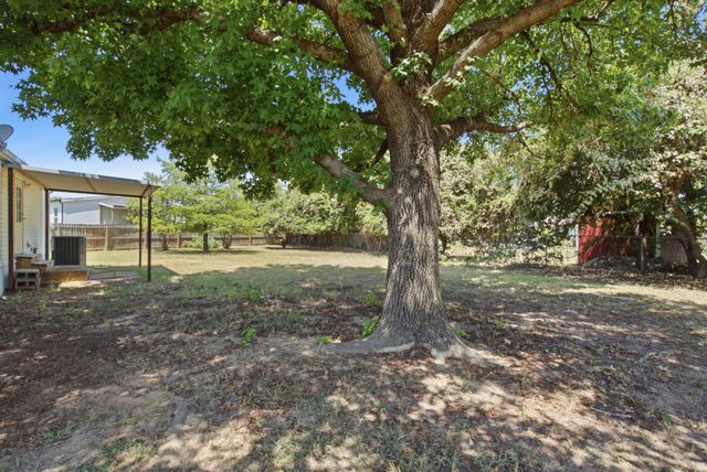 1932 Gale Drive, Pelican Bay, TX 76020