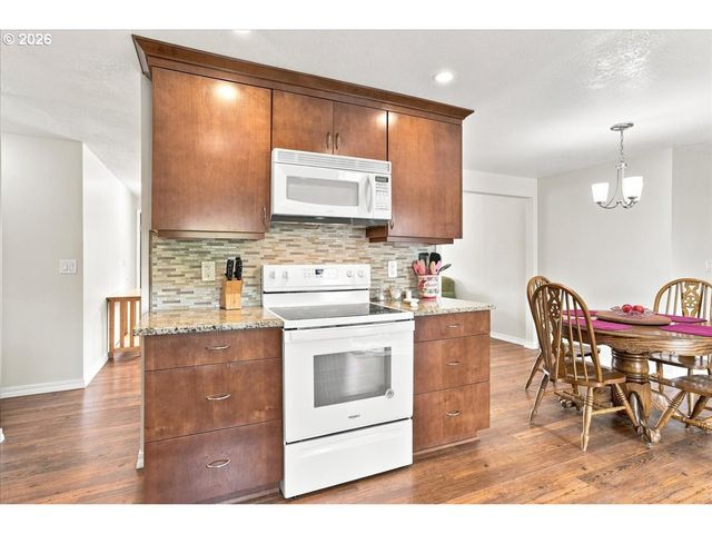 1312 Nw 88TH St, Vancouver, WA 98665
