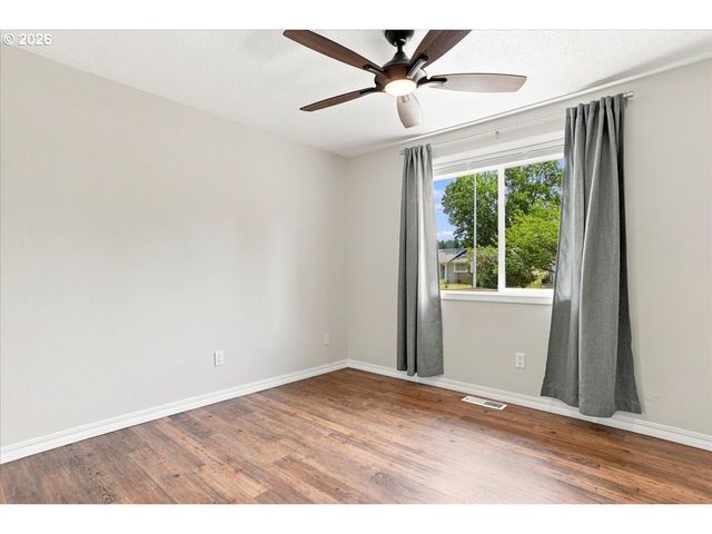 1312 Nw 88TH St, Vancouver, WA 98665
