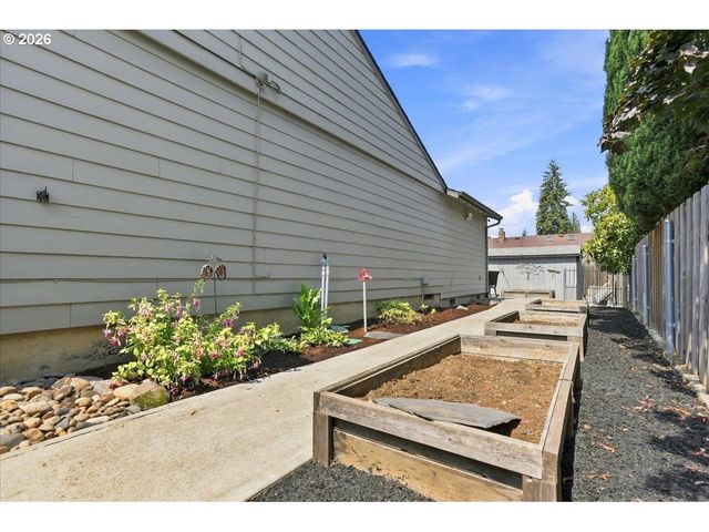 1312 Nw 88TH St, Vancouver, WA 98665
