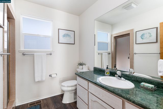 3950 Oakmont Drive, Clearlake, CA 95422