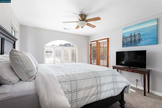 3950 Oakmont Drive, Clearlake, CA 95422