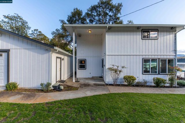 3950 Oakmont Drive, Clearlake, CA 95422