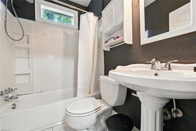 5119 Krick ST, Norfolk, VA 23513