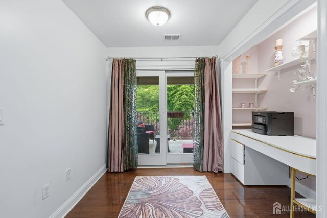 3945 Park Avenue, Edison, NJ 08820