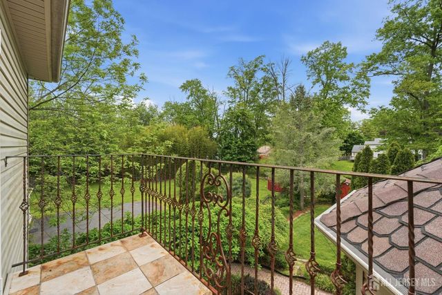 3945 Park Avenue, Edison, NJ 08820
