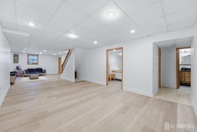 3945 Park Avenue, Edison, NJ 08820