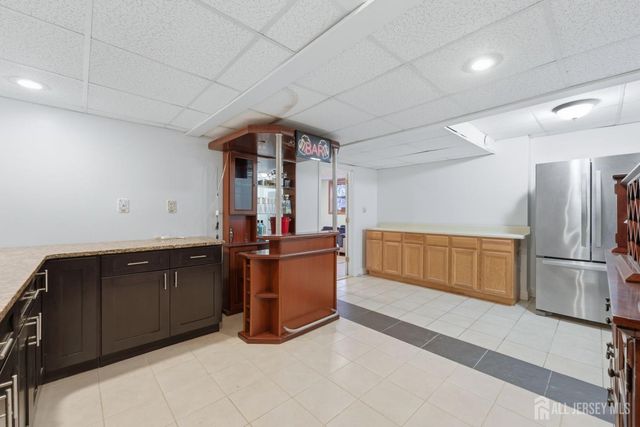 3945 Park Avenue, Edison, NJ 08820