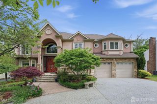 3945 Park Avenue, Edison, NJ 08820