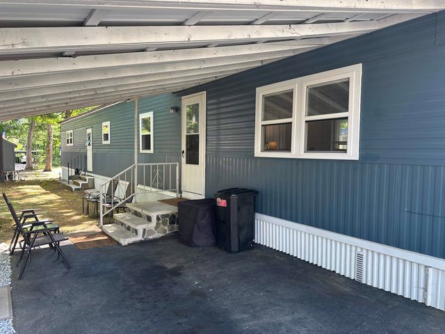 614 Canterbury Drive, Exeter, NH 03833