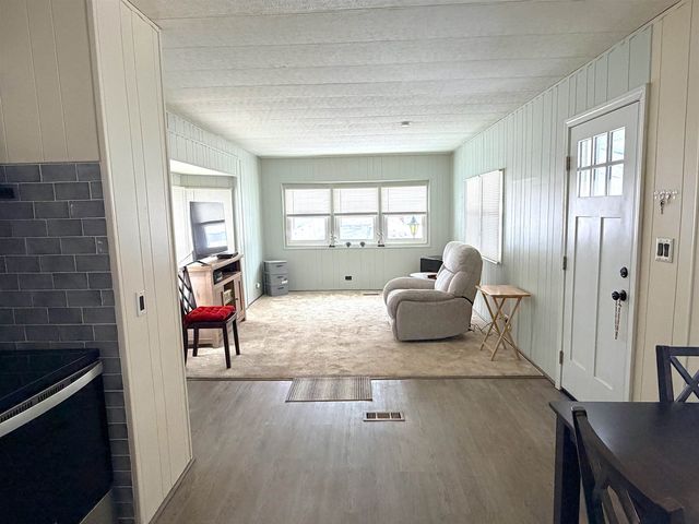 614 Canterbury Drive, Exeter, NH 03833