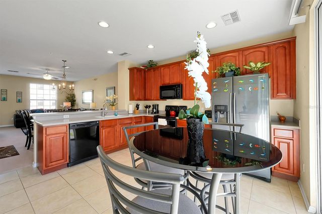 4800 TIDECREST AVENUE 172, Orlando, FL 32819
