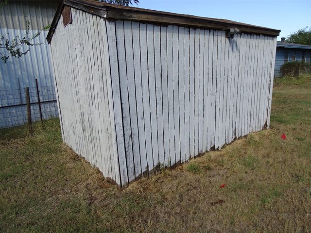 330 Avenue M, Anson, TX 79501