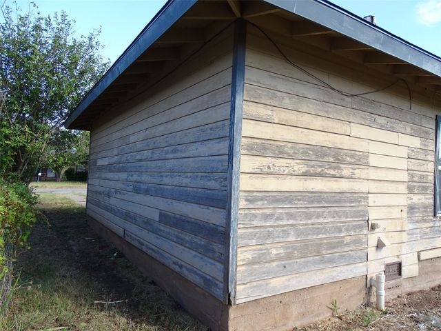 330 Avenue M, Anson, TX 79501