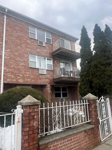2005 Hazen Street 3FL, East Elmhurst, NY 11370