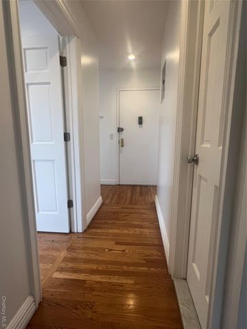 2005 Hazen Street 3FL, East Elmhurst, NY 11370