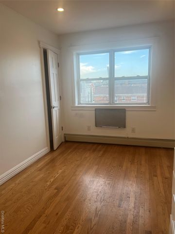 2005 Hazen Street 3FL, East Elmhurst, NY 11370