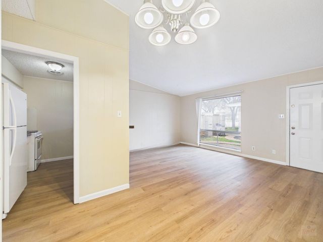 616 W 51st ST 101, Austin, TX 78751