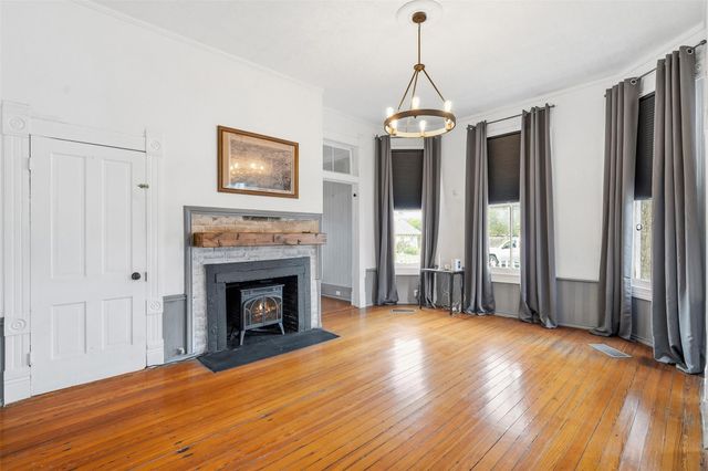 404 E 9th Ave, Belton, TX 76513