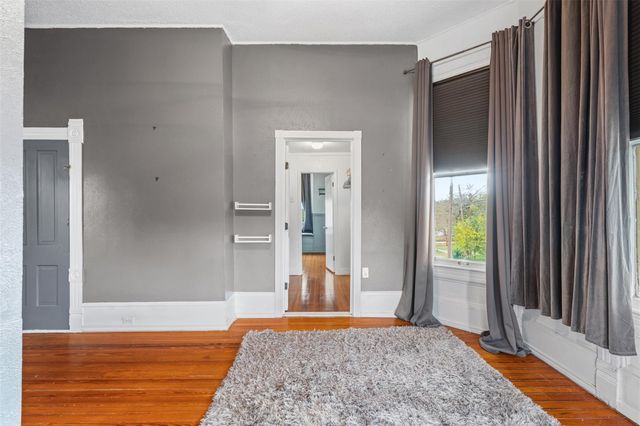 404 E 9th Ave, Belton, TX 76513