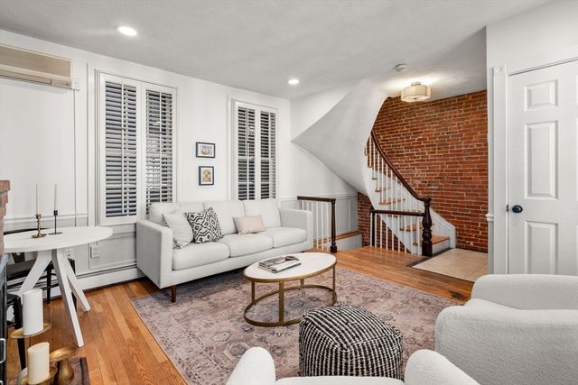22 Shawmut St TH, Boston, MA 02116