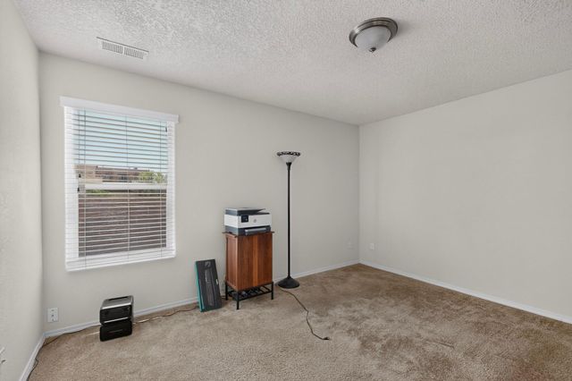 2470 Corvara Drive SE, Rio Rancho, NM 87124