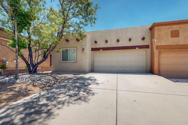 2470 Corvara Drive SE, Rio Rancho, NM 87124