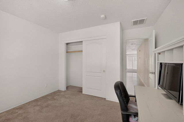 2470 Corvara Drive SE, Rio Rancho, NM 87124