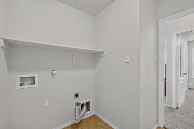 2470 Corvara Drive SE, Rio Rancho, NM 87124