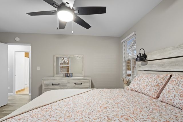 5920 Carl Pl, Nashville, TN 37209