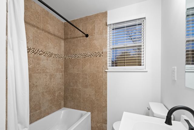 5920 Carl Pl, Nashville, TN 37209