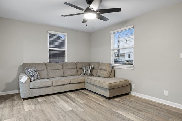 5920 Carl Pl, Nashville, TN 37209