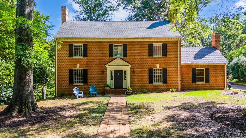 2205 Surrey Place, Lynchburg, VA 24503